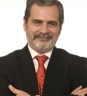 Analista político Carlos Fara