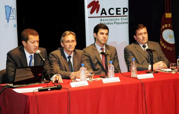 Juan Collado (ACEP Salta), Bernd Löhmann (KAS), Gobernador Urtubey y Oscar Ensinck (ACEP Arg.)